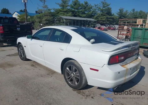 2013 Dodge Charger R/T z USA, uszkodzony, nr VIN 2C3CDXDT5DH671412